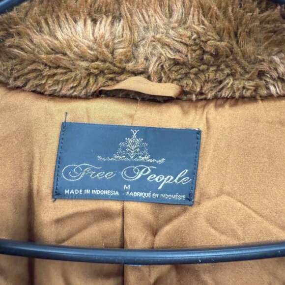 Free People Brown Faux Fur Teddy Coat Jacket Button Front Size M - Picture 2 of 8